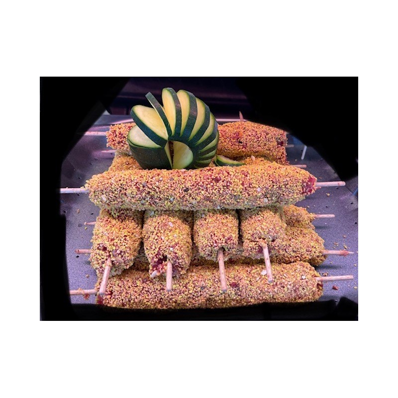 Brochette de viande hachée de boeuf pané