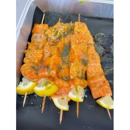 Brochette de saumon mariné